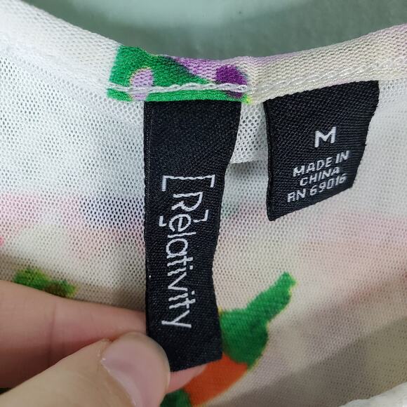 Relativity Tiered Floral Multi Color Flowy Tank Size Medium - Picture 3 of 6